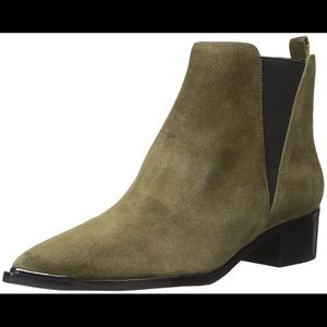 Marc fisher Yale/Yommi suede boots